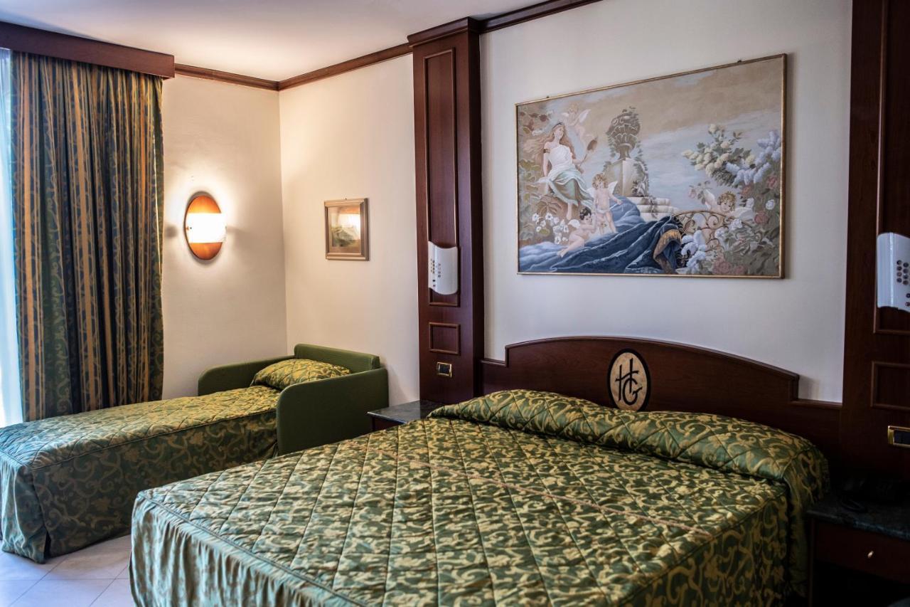 Hotel Garibaldi Milazzo Buitenkant foto