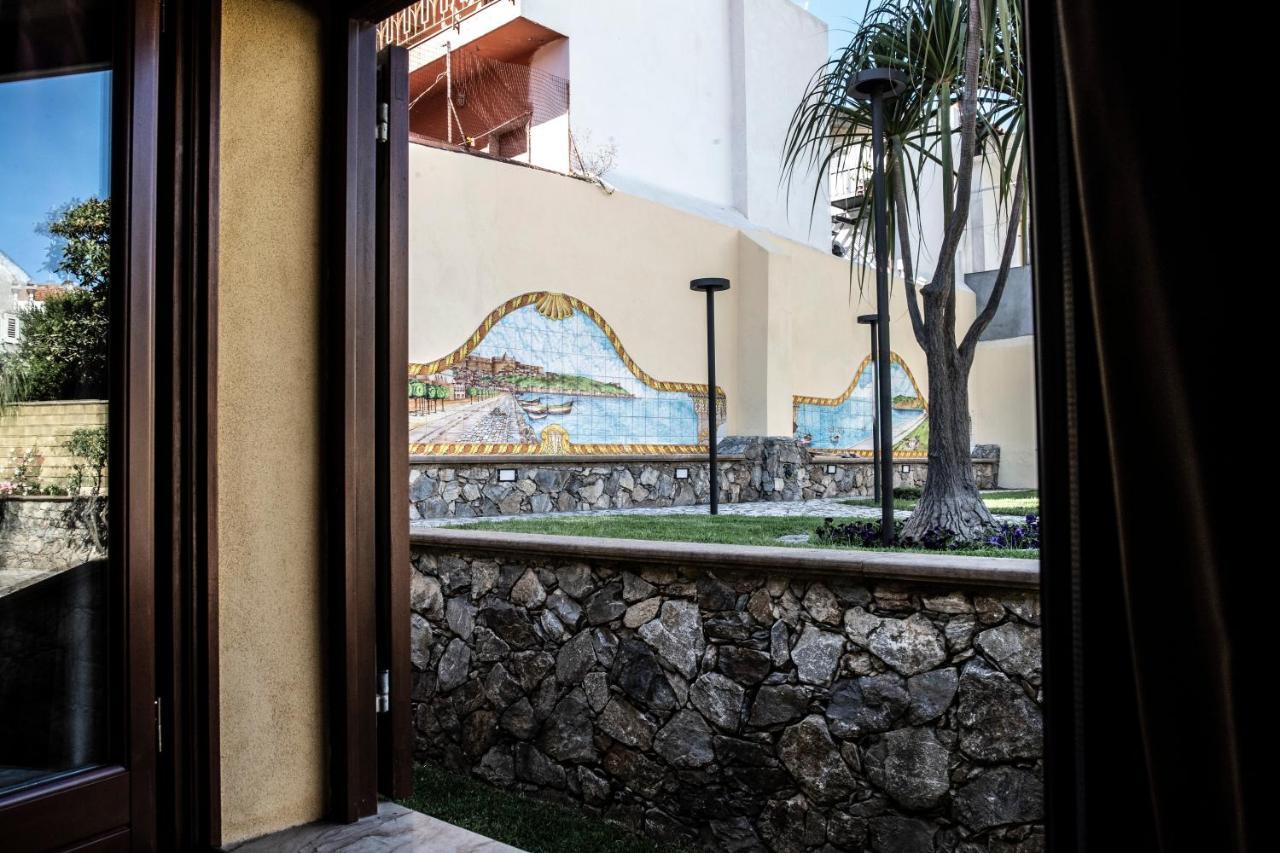 Hotel Garibaldi Milazzo Buitenkant foto