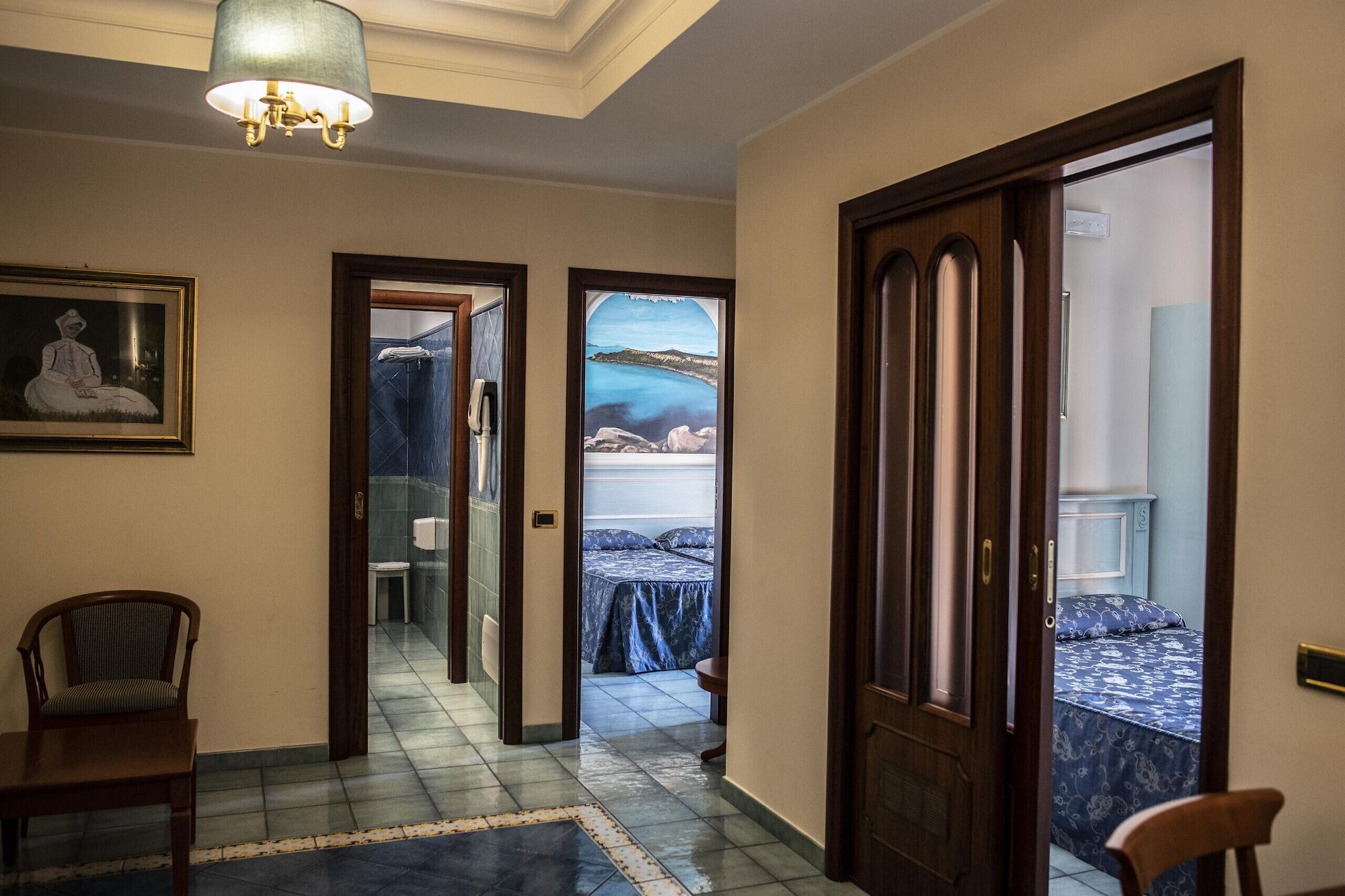 Hotel Garibaldi Milazzo Buitenkant foto