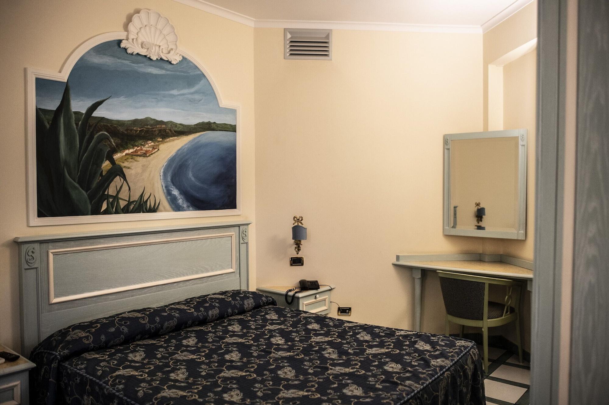 Hotel Garibaldi Milazzo Buitenkant foto